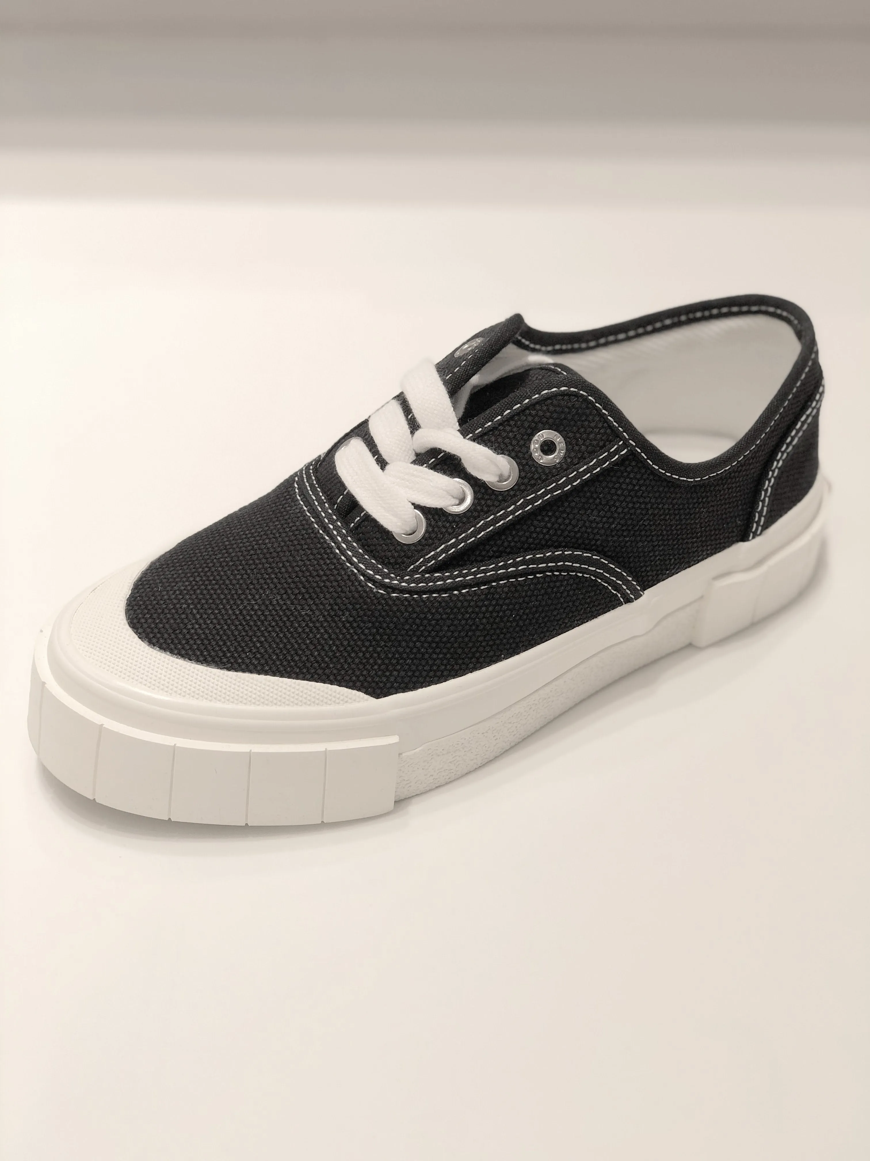 Ace Recycled Material Sneaker
