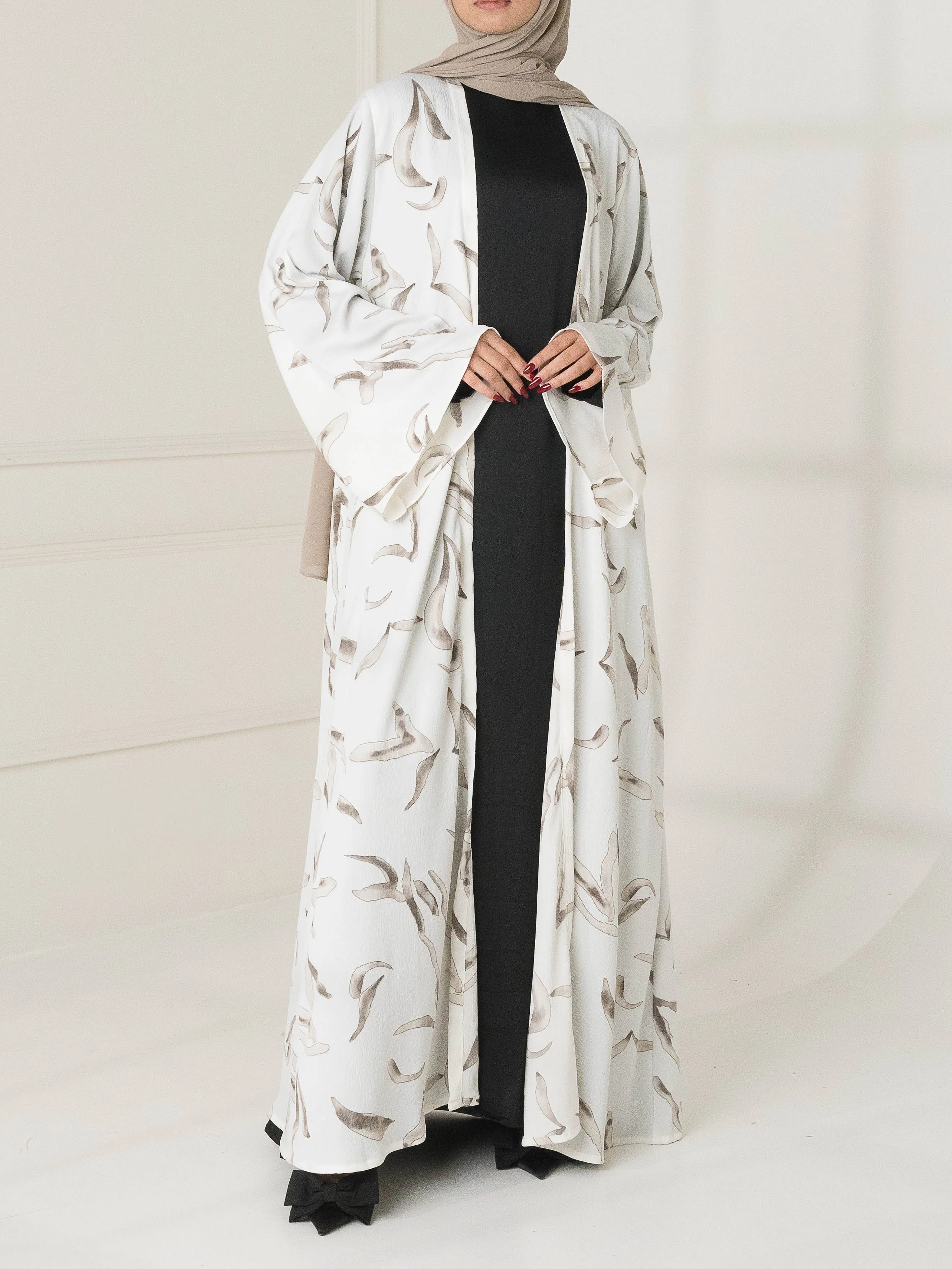 Eimaan Long Jacket - White